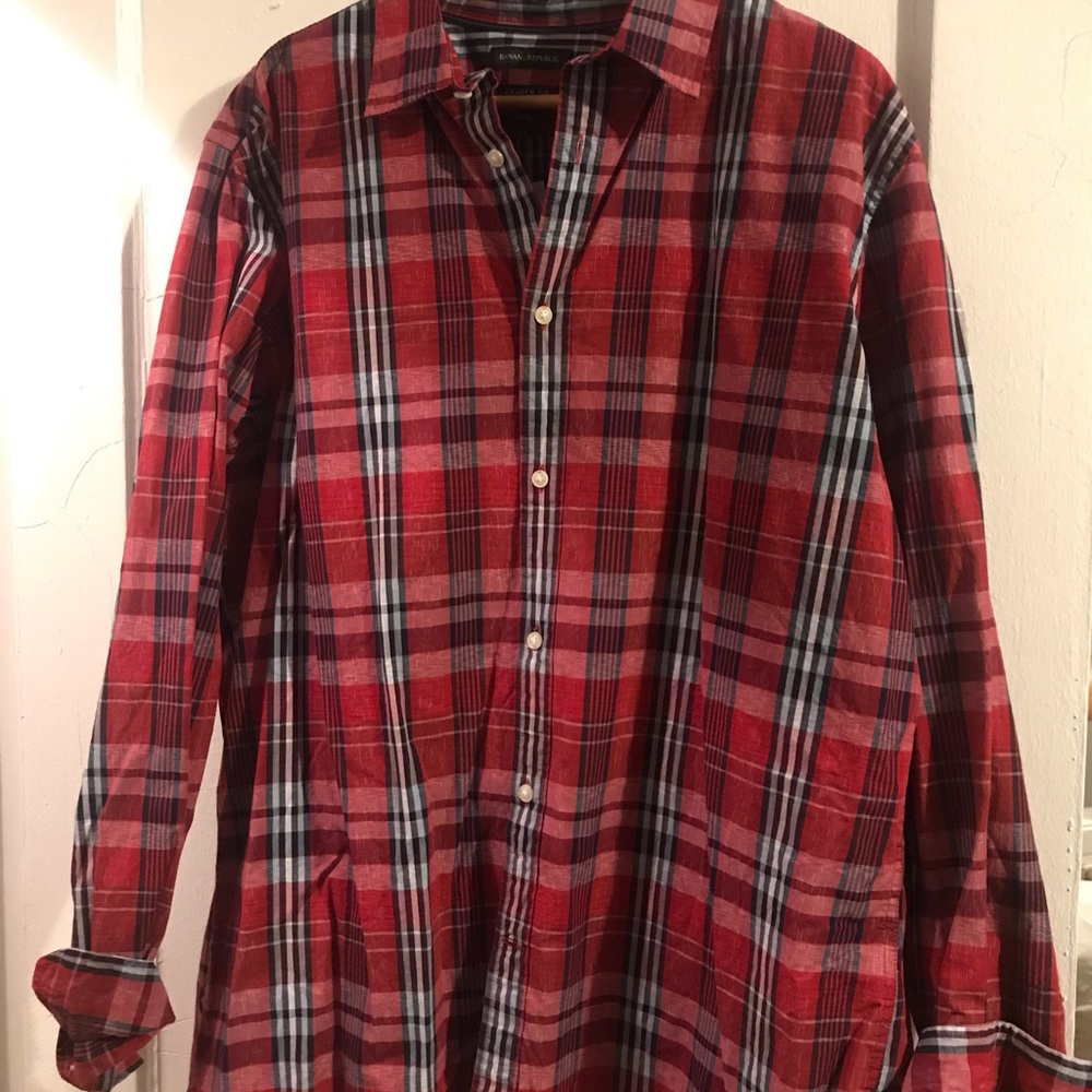 Banana Republic Mens Camden Button Down shirt